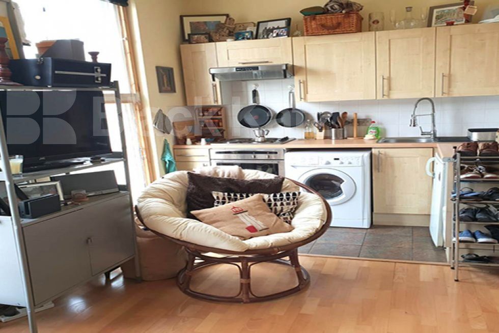 Property photo 2 of 3