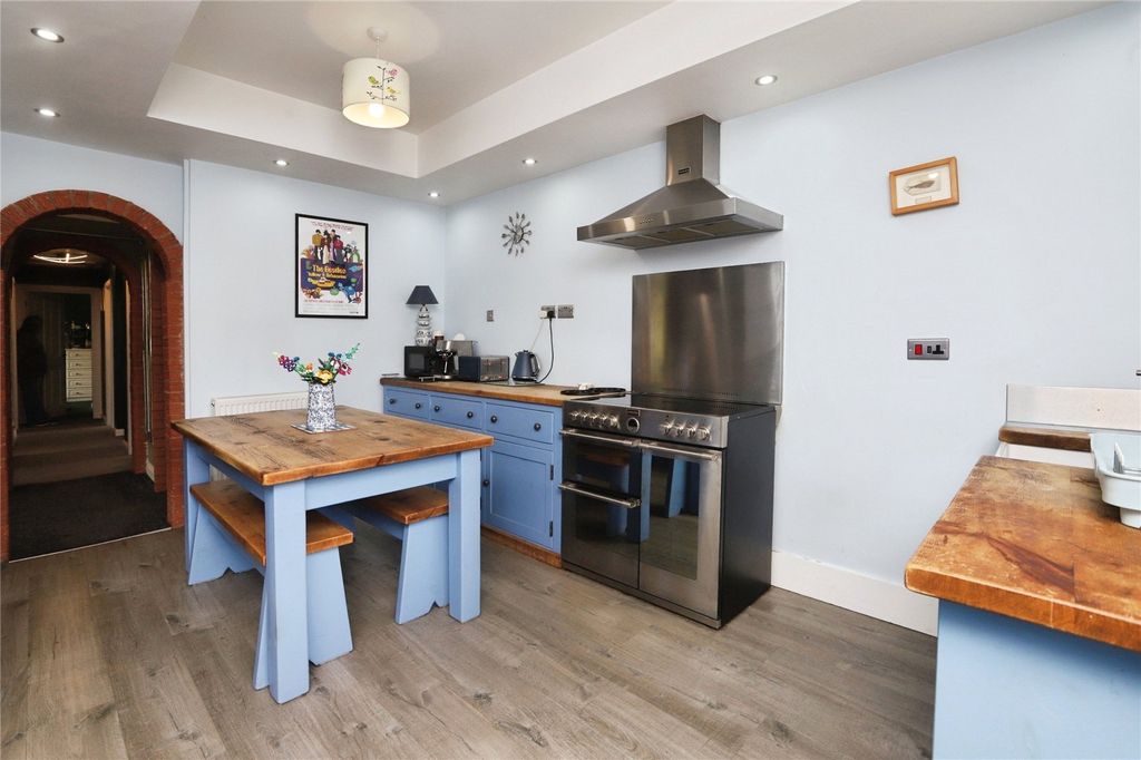 Property photo 3 of 20 Picture No. 15