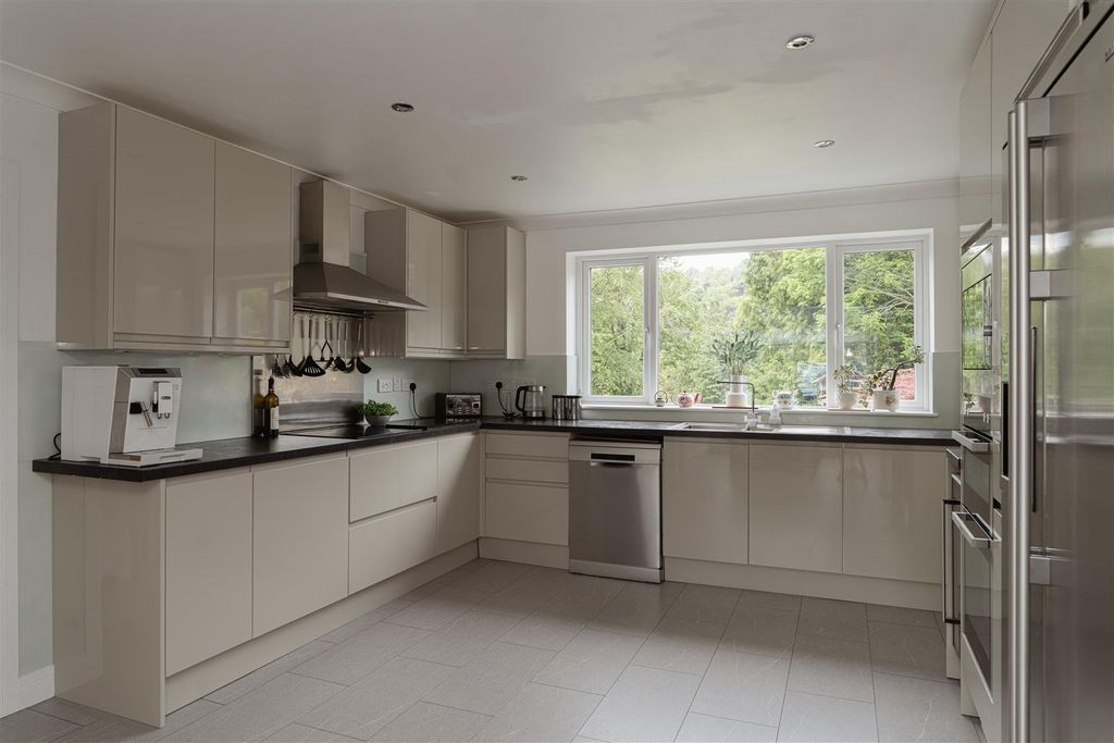 Property photo 2 of 23 2.Jpg
