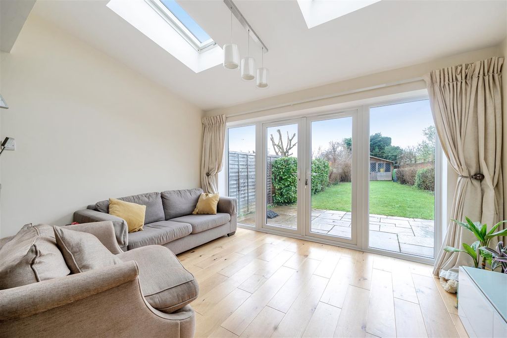 Property photo 3 of 15 1397279-4-696E1E5953c48.Jpg