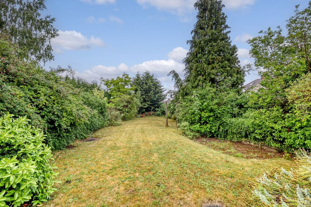 Property photo 2 of 19