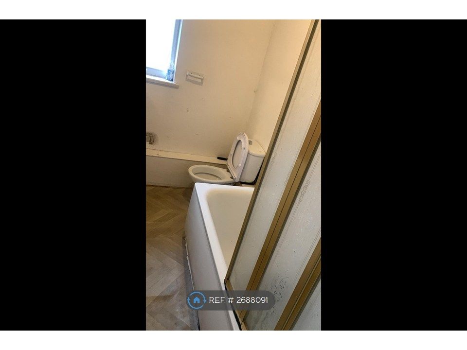 Property photo 3 of 3