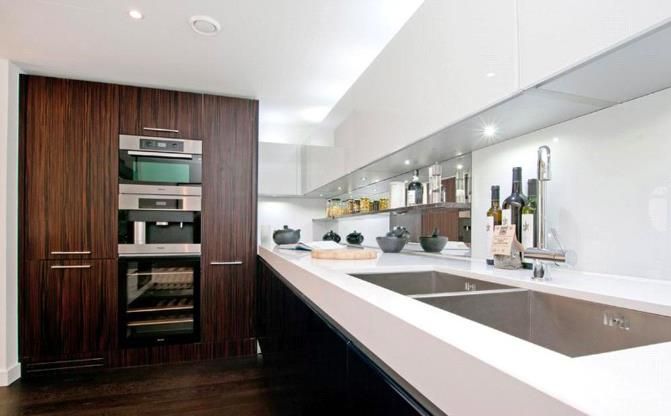 Property photo 3 of 14 Reception-Room-Grosvenorwaterside-Gatliff-Road- Lo