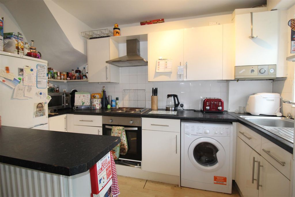 Property photo 3 of 7 Img_1978.Jpg