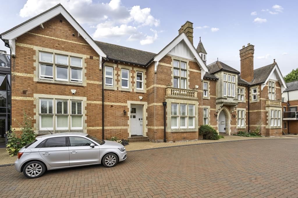 Property photo 1 of 16 External View
