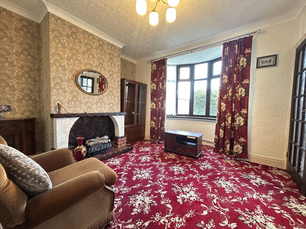Property photo 3 of 11 Img_4093
