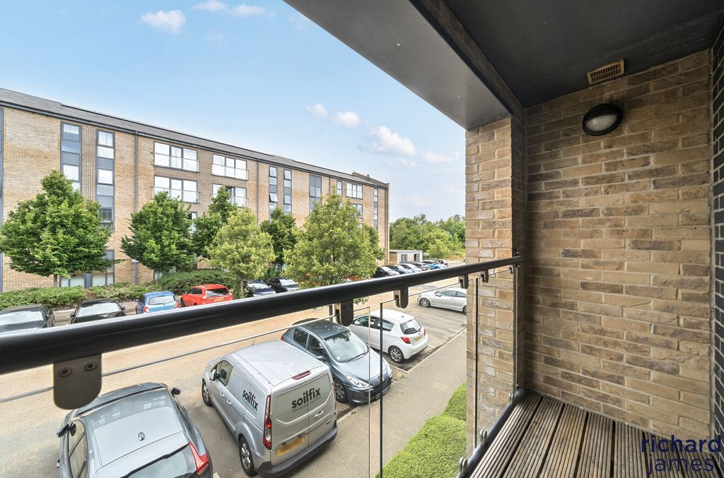 Property photo 3 of 12 d869F9E555Be4480Aec325051F8ee6F2