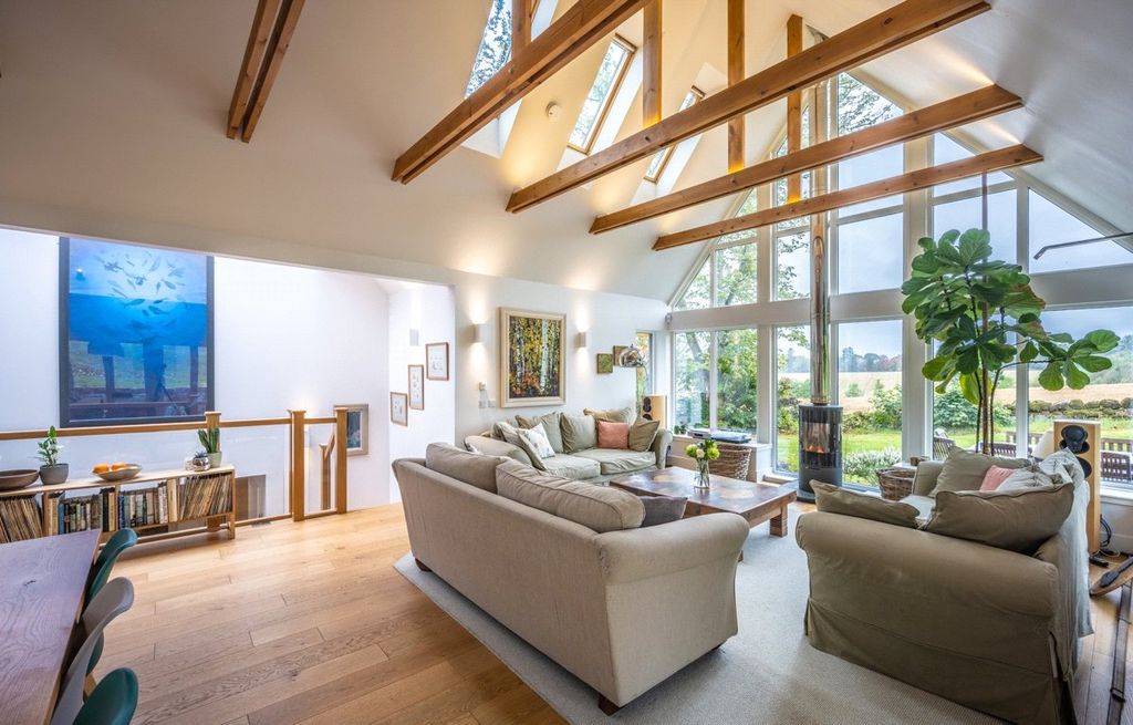 Property photo 2 of 11 Sitting Room