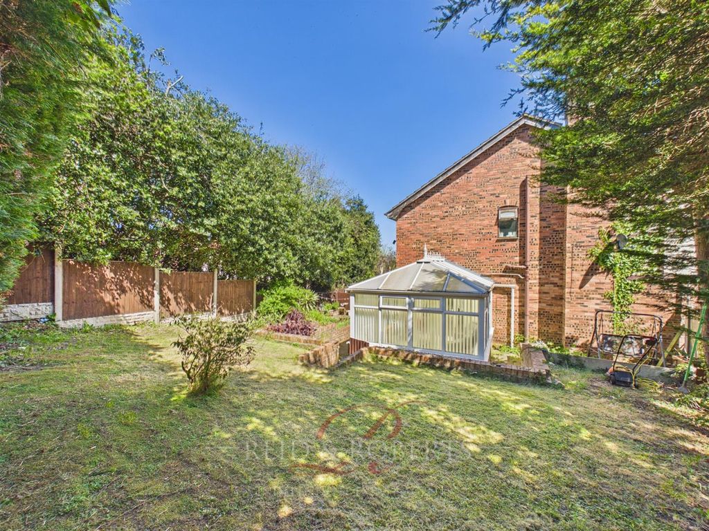 Property photo 1 of 30 Cam04884G0-Pr0142-Still005.Jpg