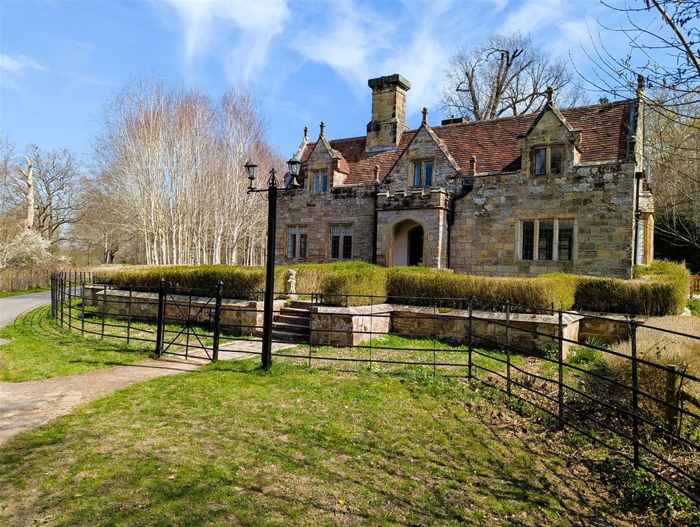 Property photo 2 of 15 Pxl_20250404_120952668.Jpg