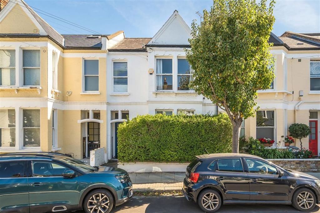 Property photo 1 of 7
