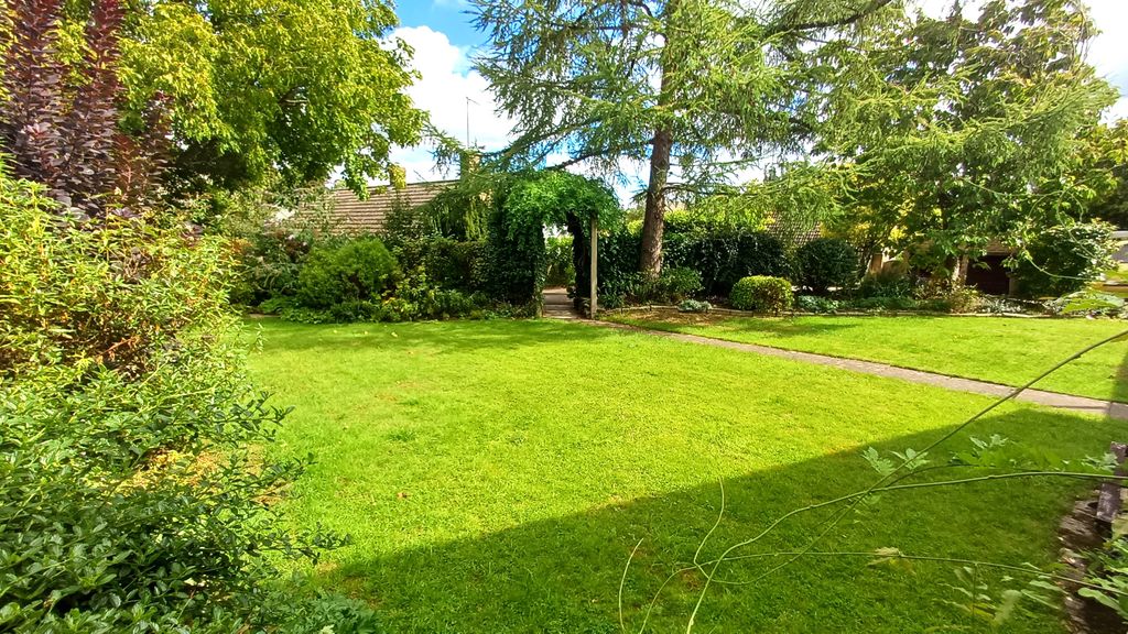 Property photo 3 of 16