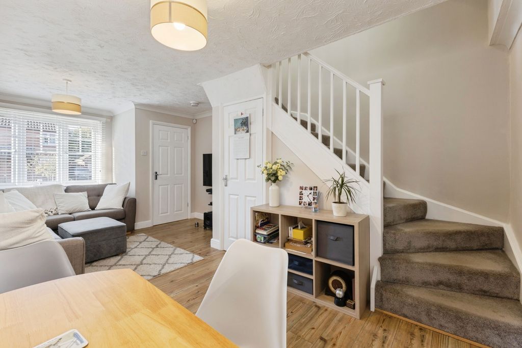 Property photo 2 of 13 Pbox-Img.Jpg