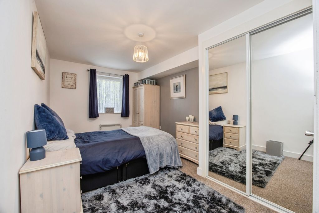Additional image 6 of 2 bed flat for saleSandy Hill, St. Austell, Cornwall PL25