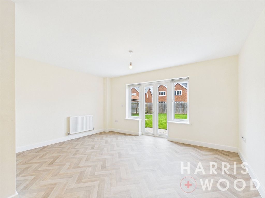 Property photo 2 of 25 Picture No. 35