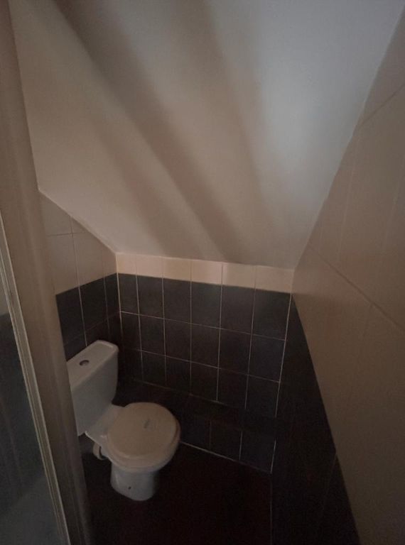 Property photo 3 of 5 Photo 3