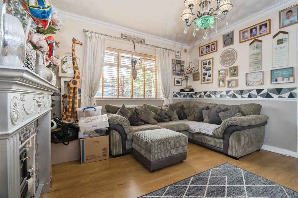 Property photo 3 of 17