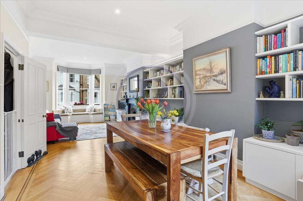 Property photo 3 of 21