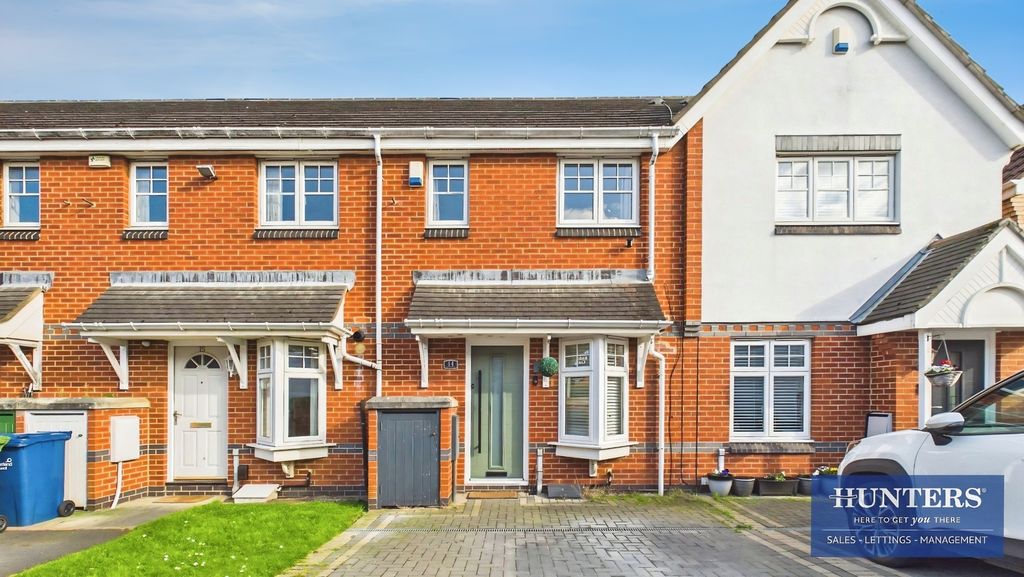 Property photo 1 of 15 External