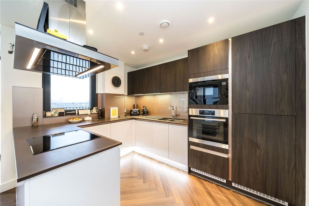 Property photo 2 of 10 Picture No. 07