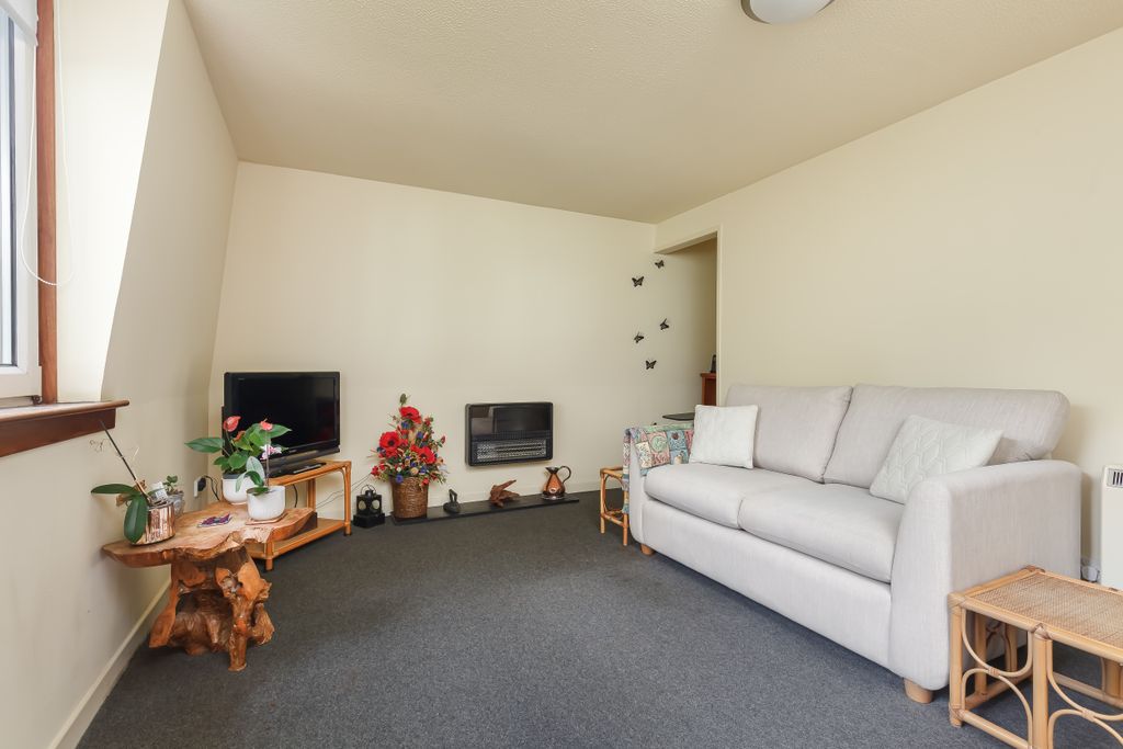 Property photo 3 of 18 Property Image 3
