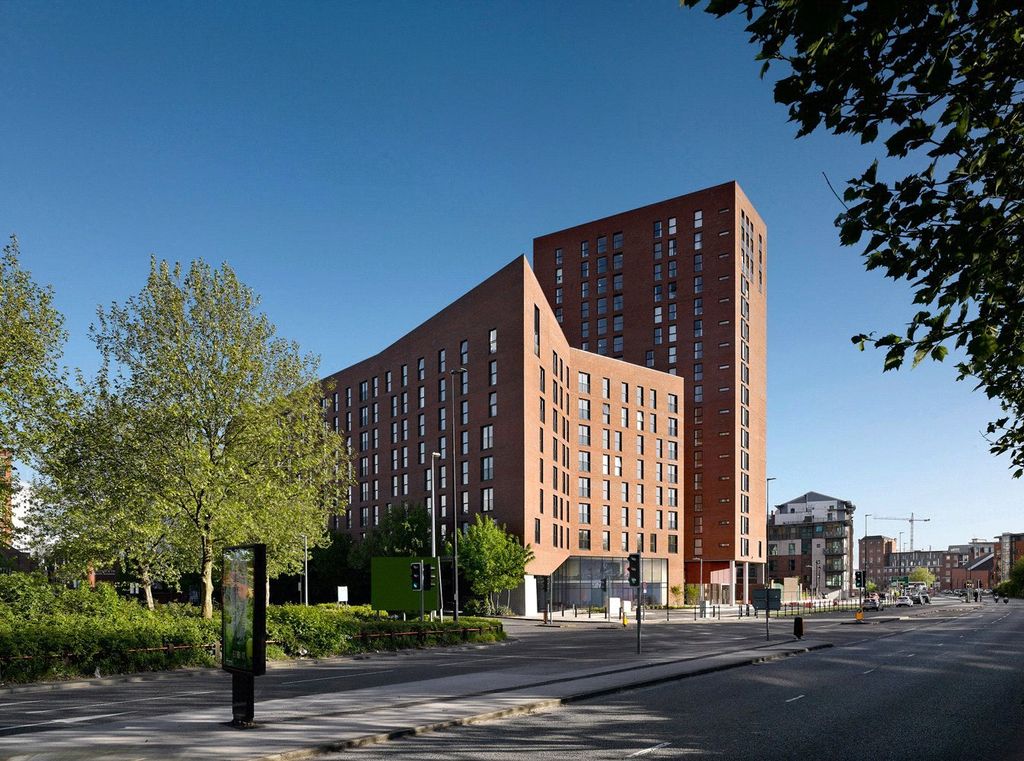 Property photo 3 of 13 Picture No. 02