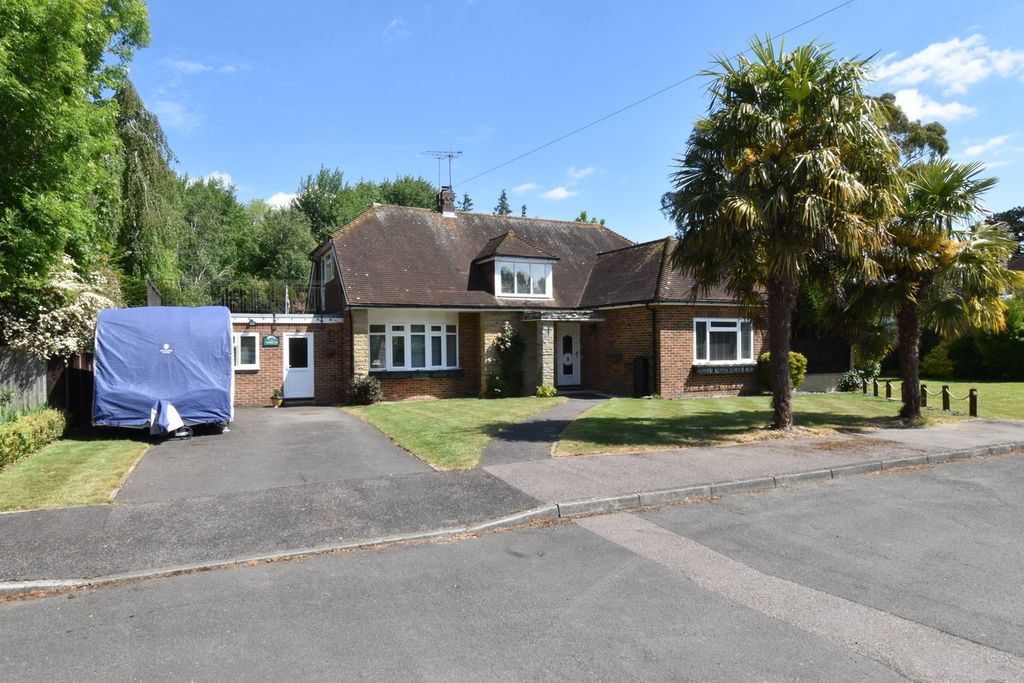 Property photo 1 of 23