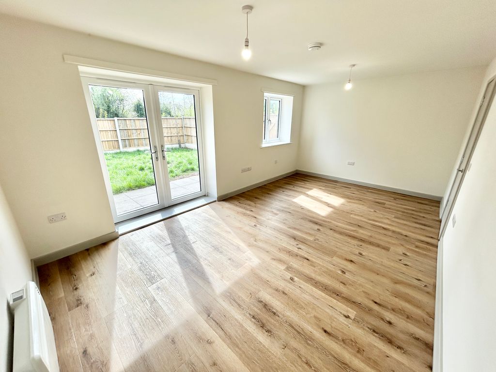 Property photo 3 of 25 Img_4418