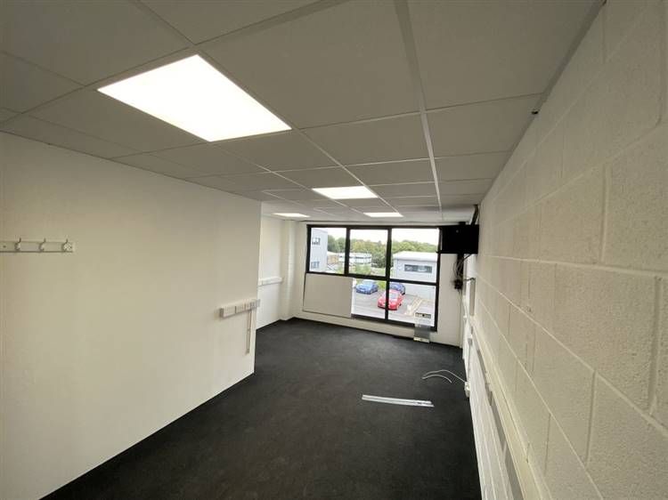 Property photo 3 of 6