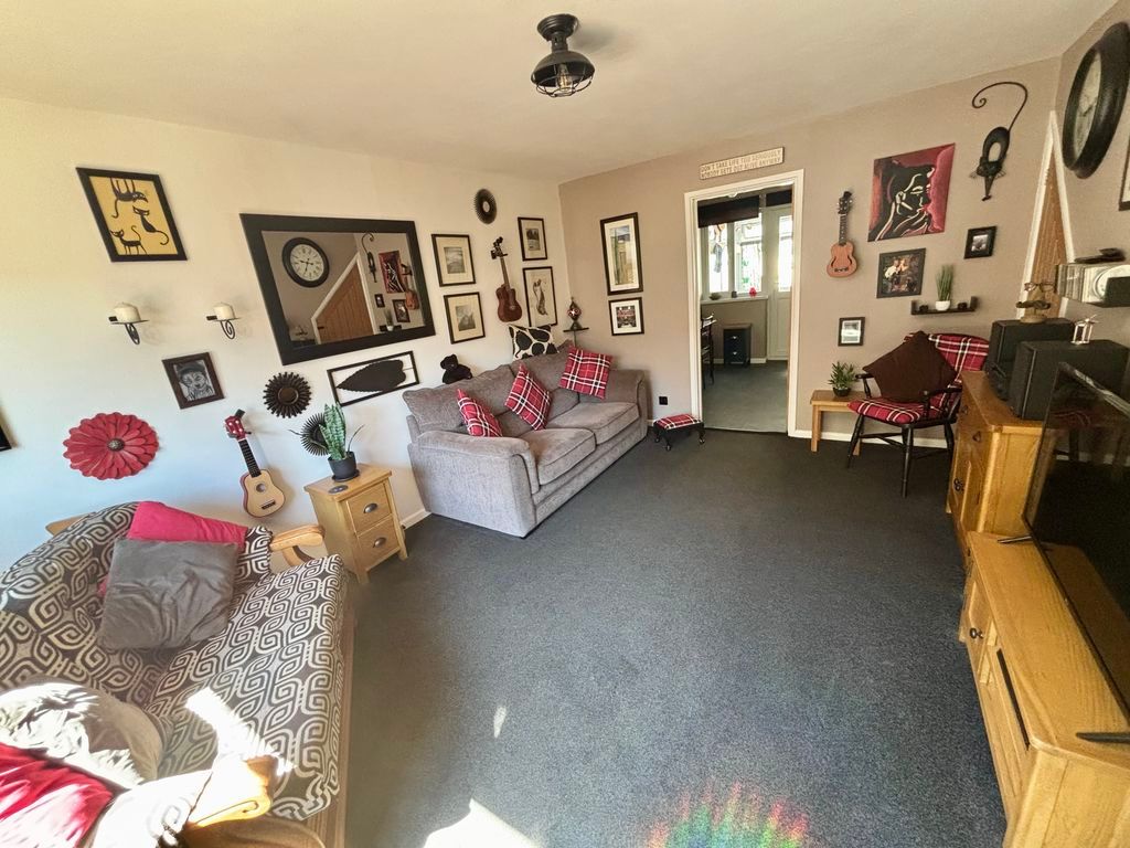 Property photo 3 of 16 Photo 18