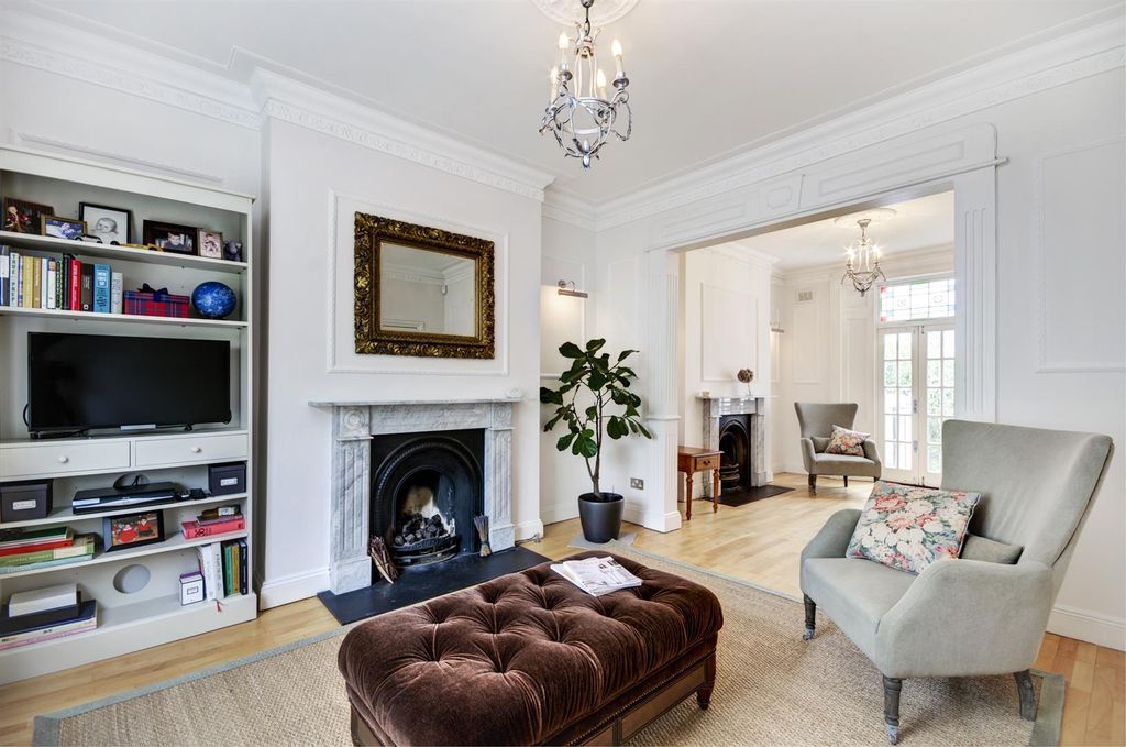 Property photo 2 of 6 Rf_7384_Lr (1).Jpg