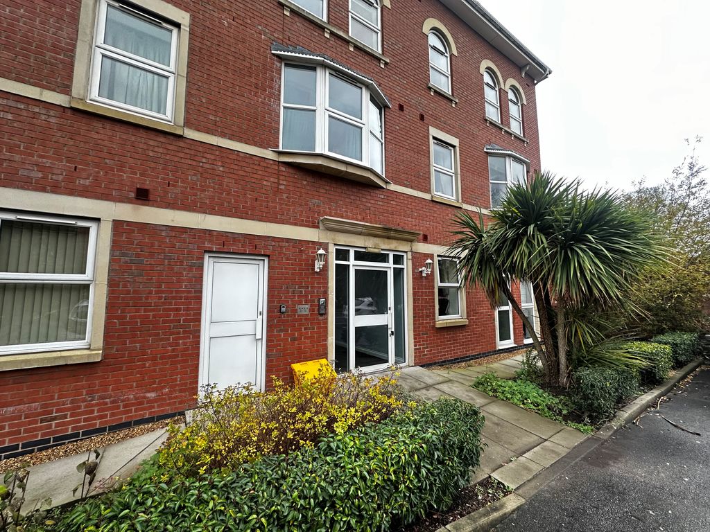 Property photo 1 of 6