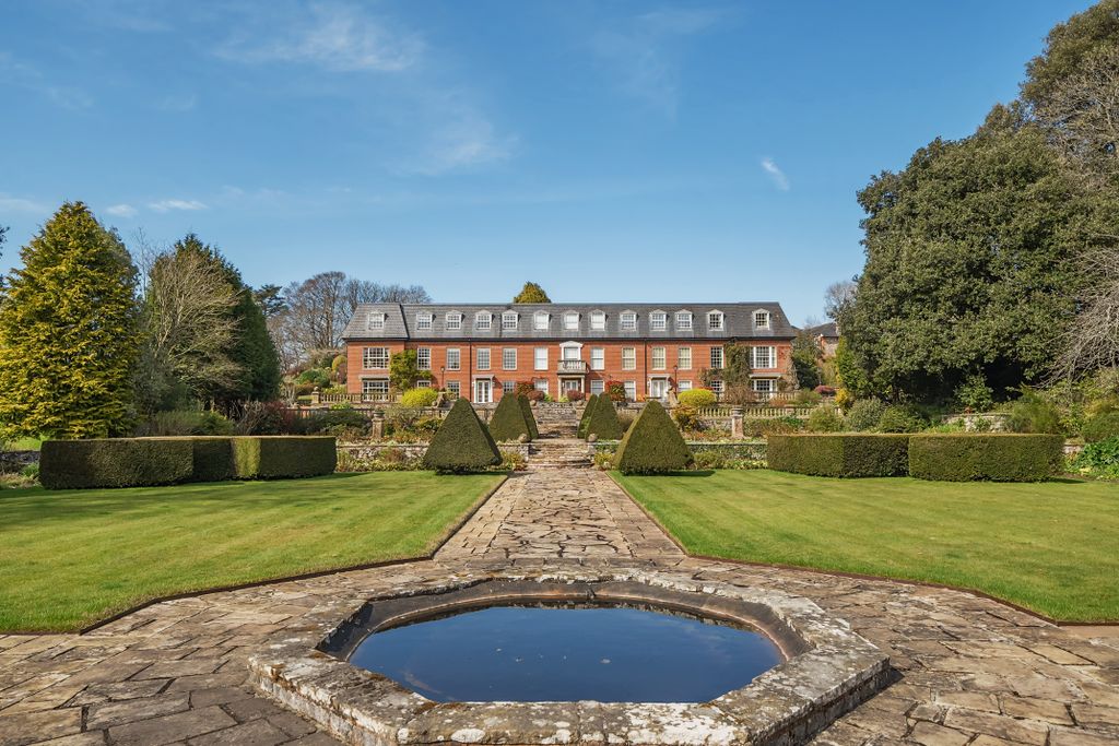 Property photo 3 of 31