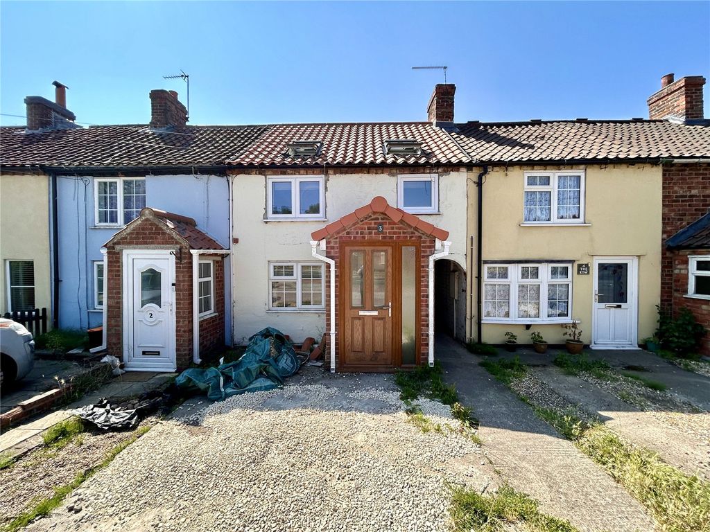 Property photo 1 of 9 Front