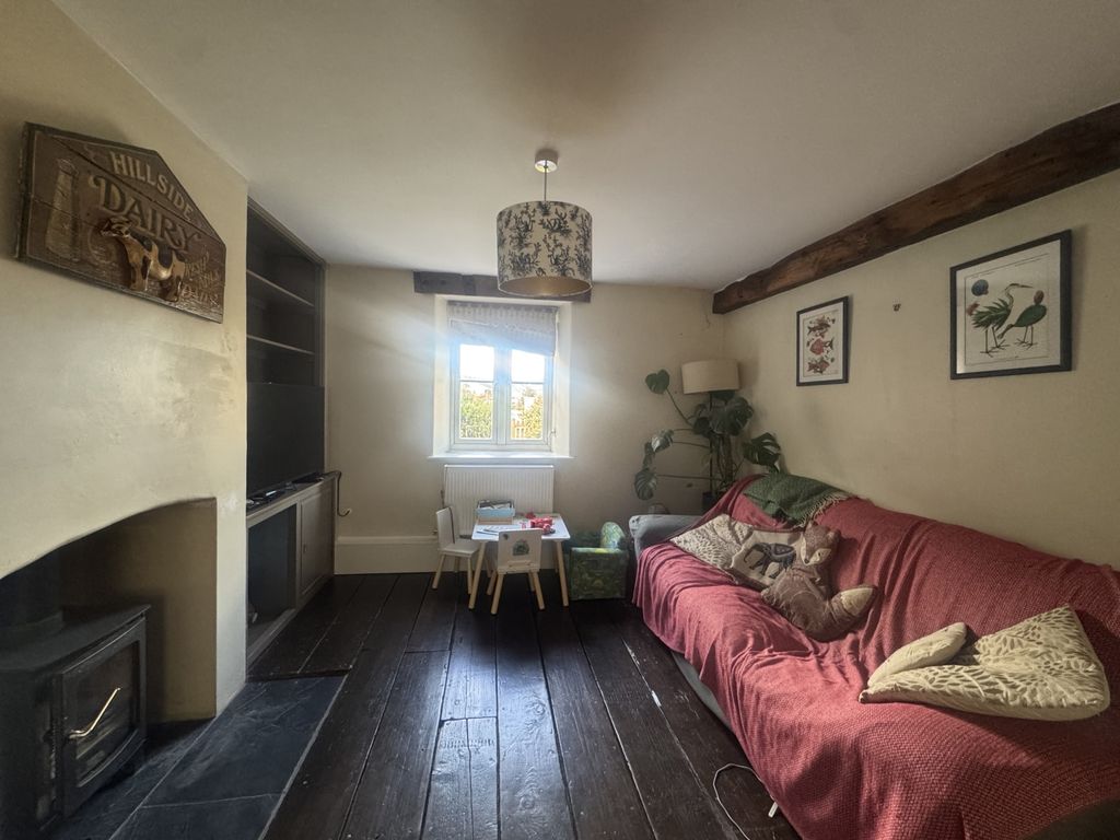 Property photo 3 of 10 Img_3007