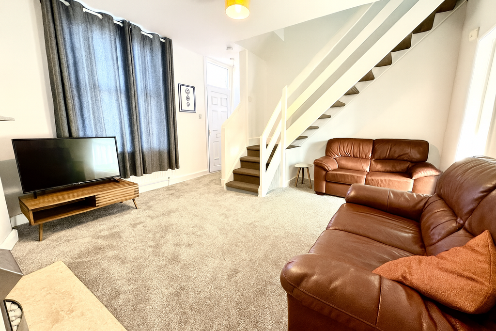 Property photo 2 of 10