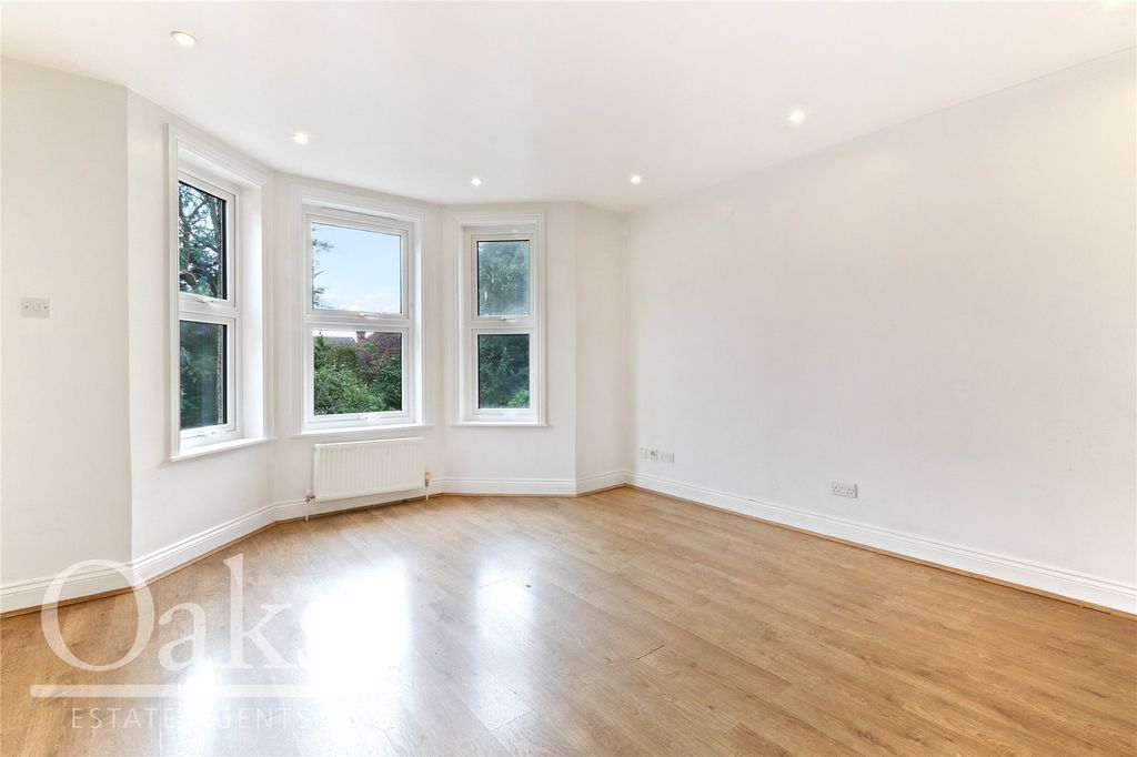 Property photo 1 of 8 Picture No. 01