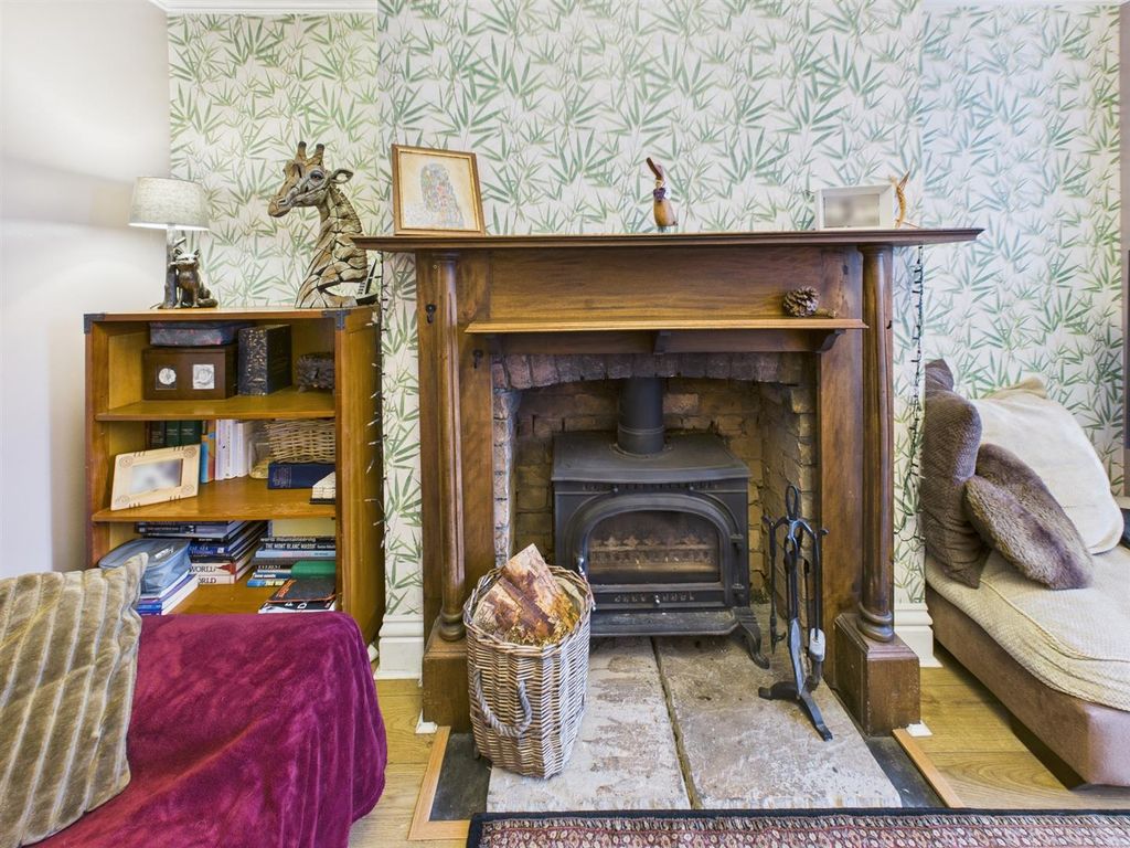 Property photo 3 of 34 Cam02295G0-Pr0372-Still004.Jpg