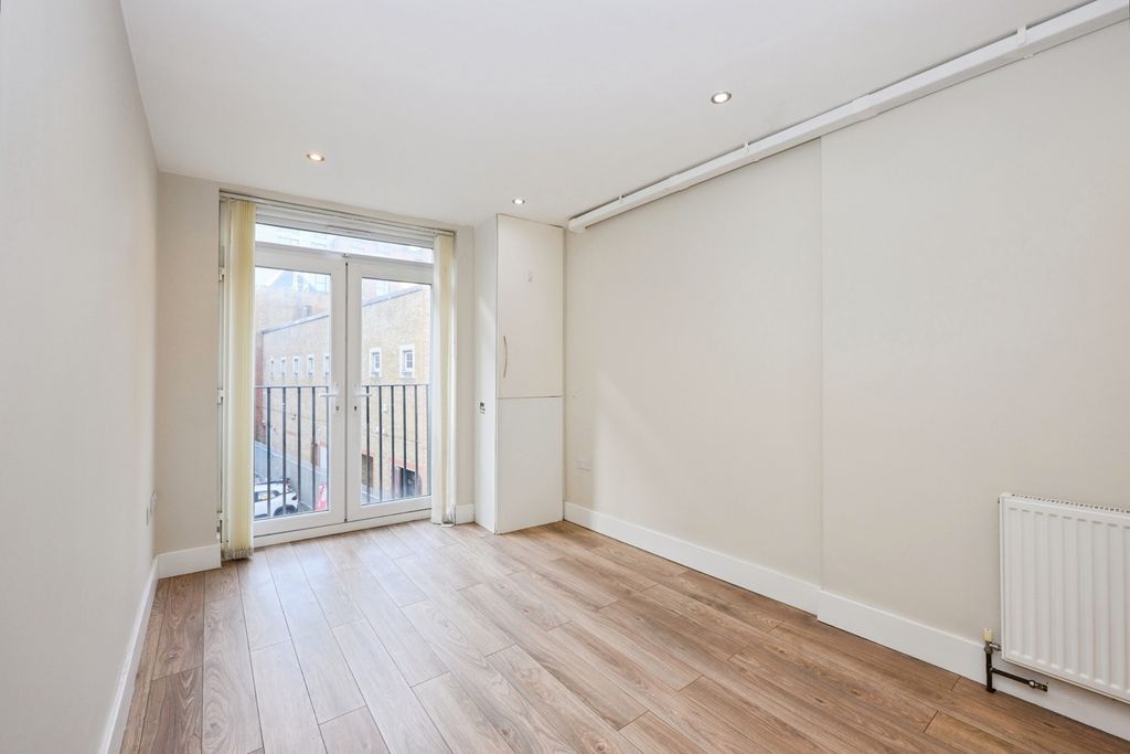 Property photo 2 of 10 Pbox-Img.Jpg