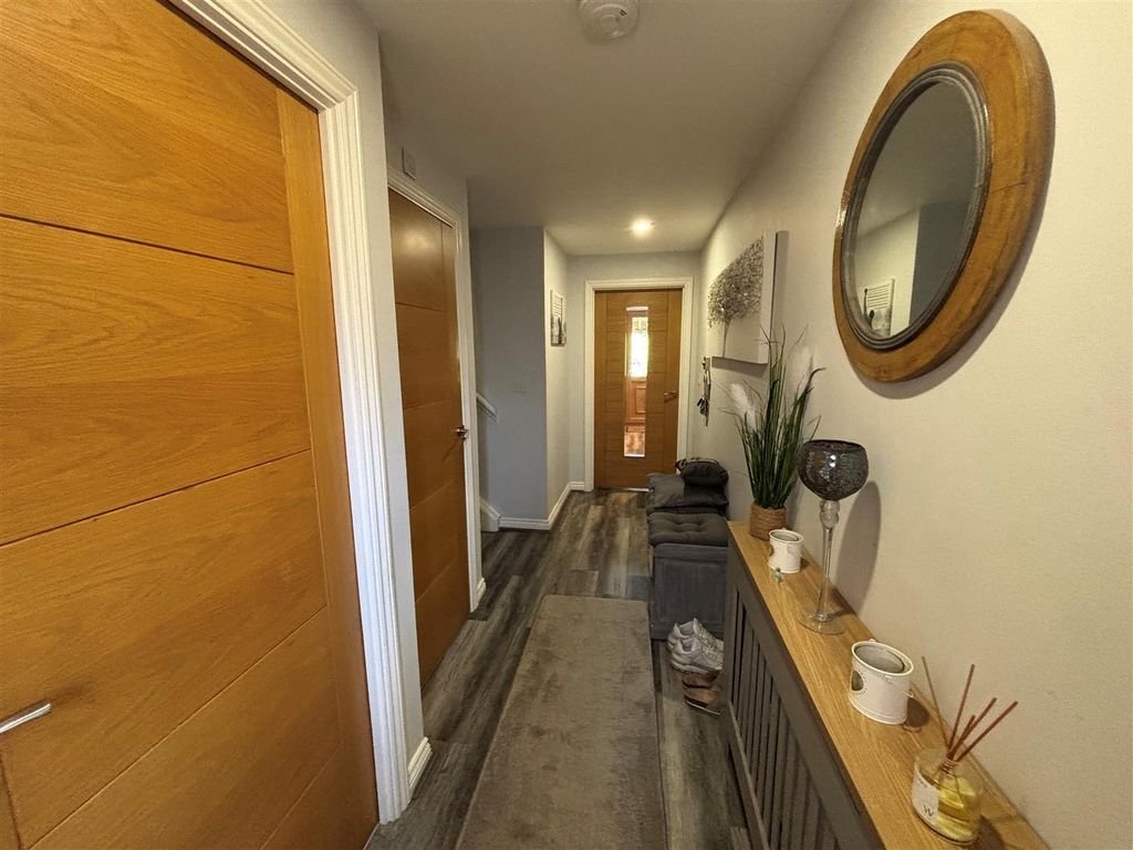 Property photo 2 of 41 l19.Jpg