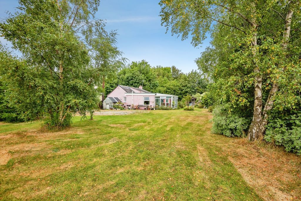 Property photo 1 of 36 Pbox-Img.Jpg