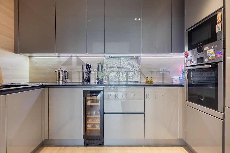 Property photo 2 of 10 Kitchen