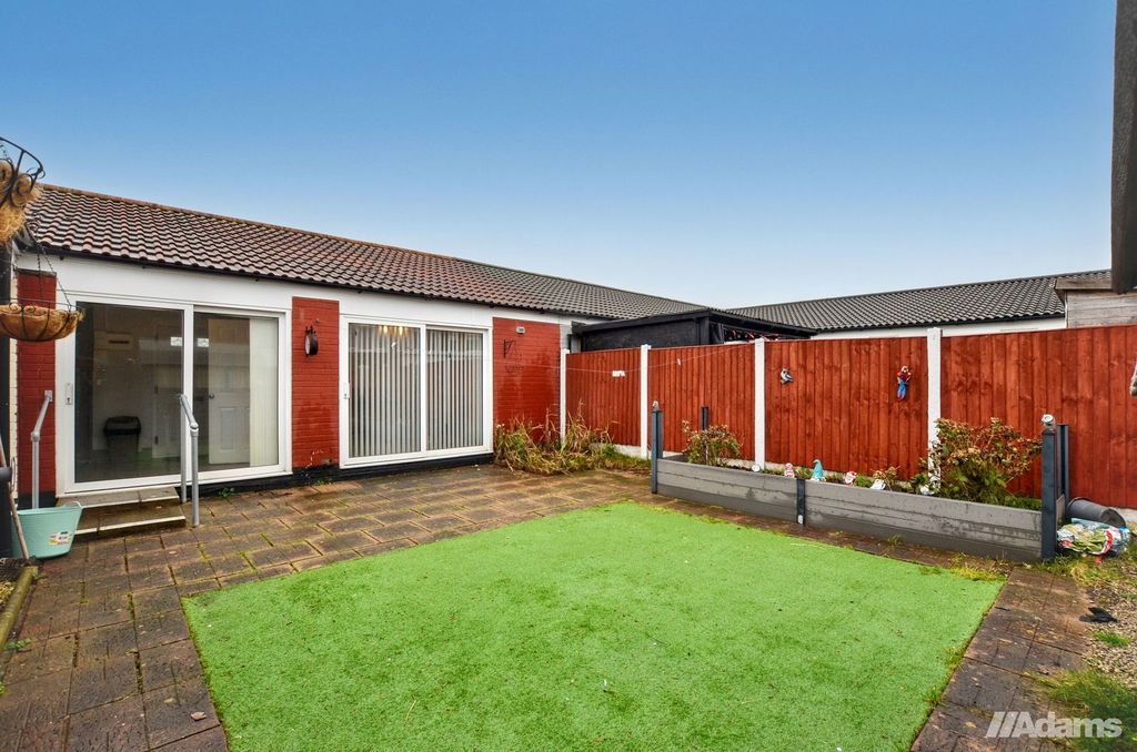 Property photo 2 of 19