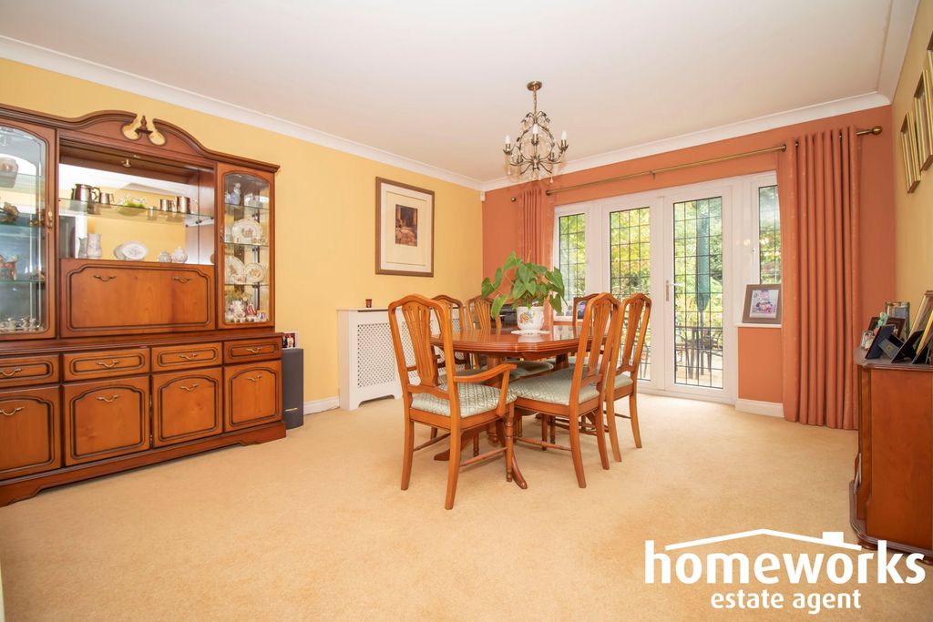 Property photo 3 of 20