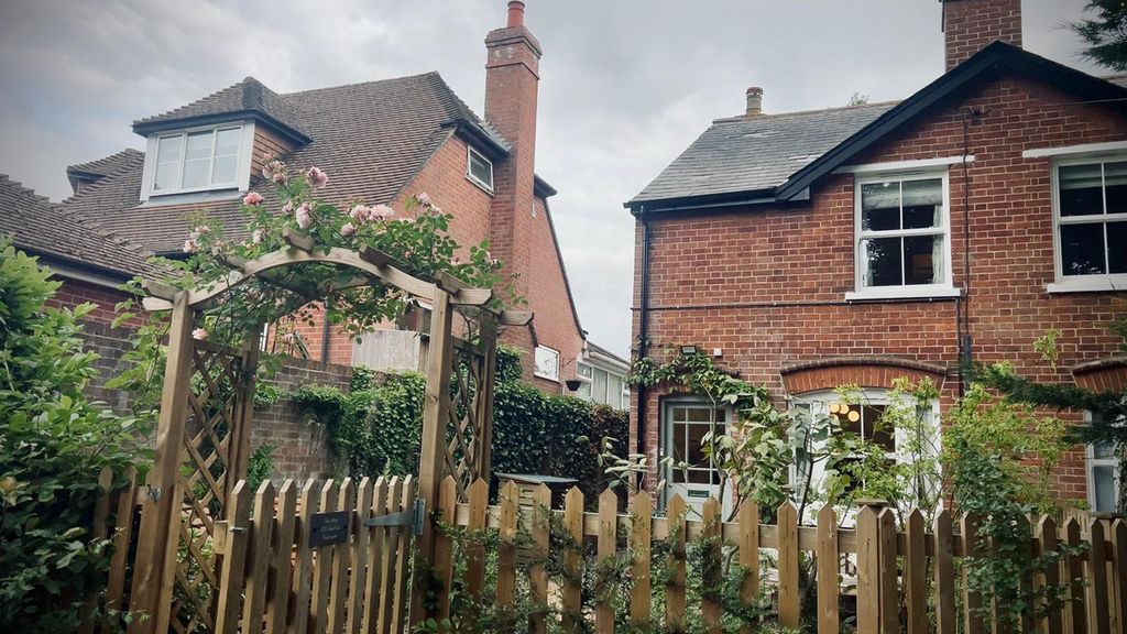 Property photo 3 of 18