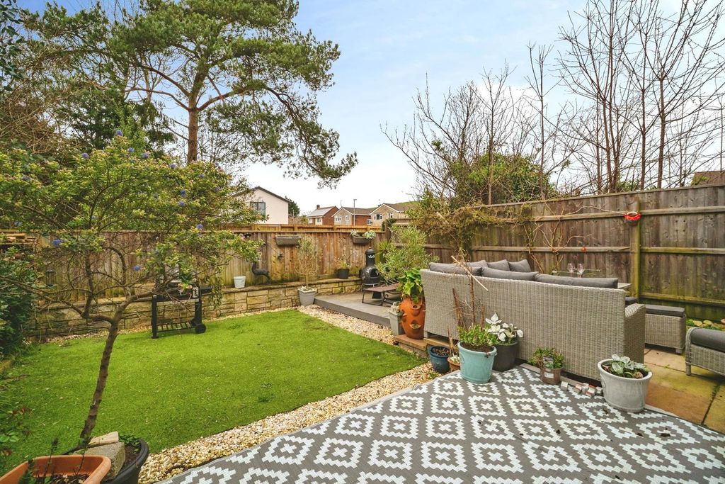 Property photo 2 of 20 Pbox-Img.Jpg