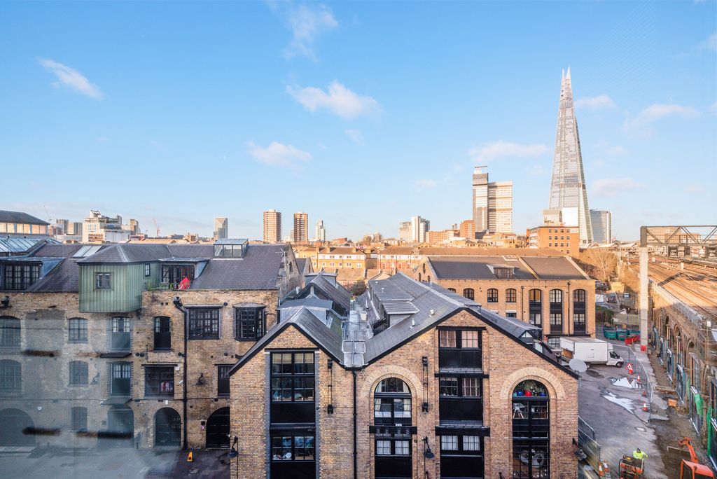 Property photo 2 of 6