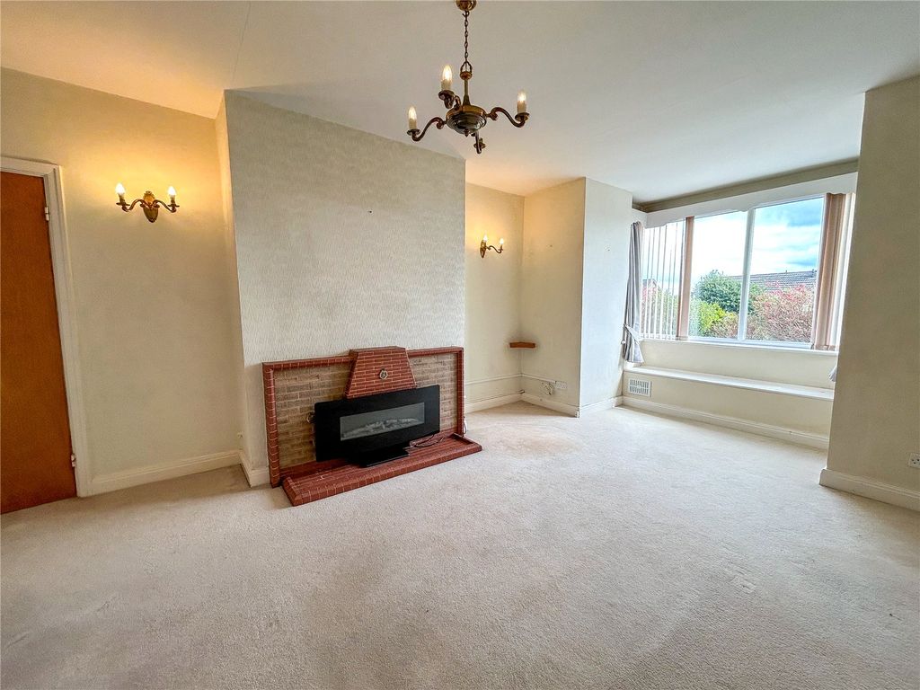 Property photo 2 of 24 Picture No. 17