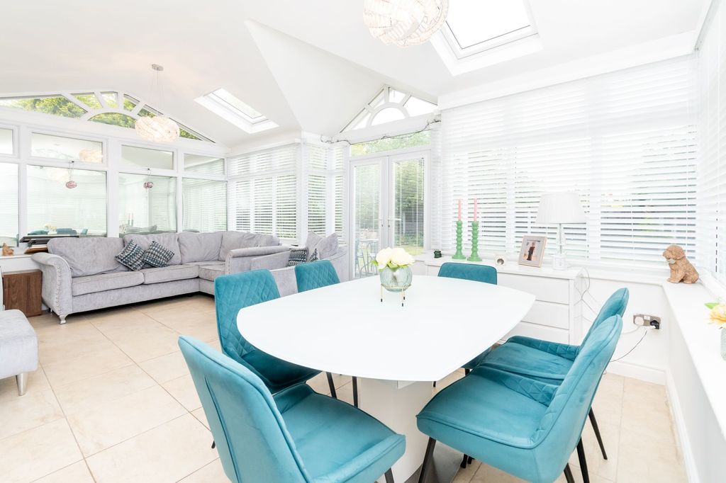 Property photo 2 of 37