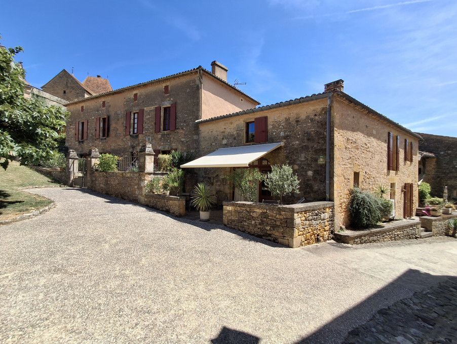 Property photo 1 of 24